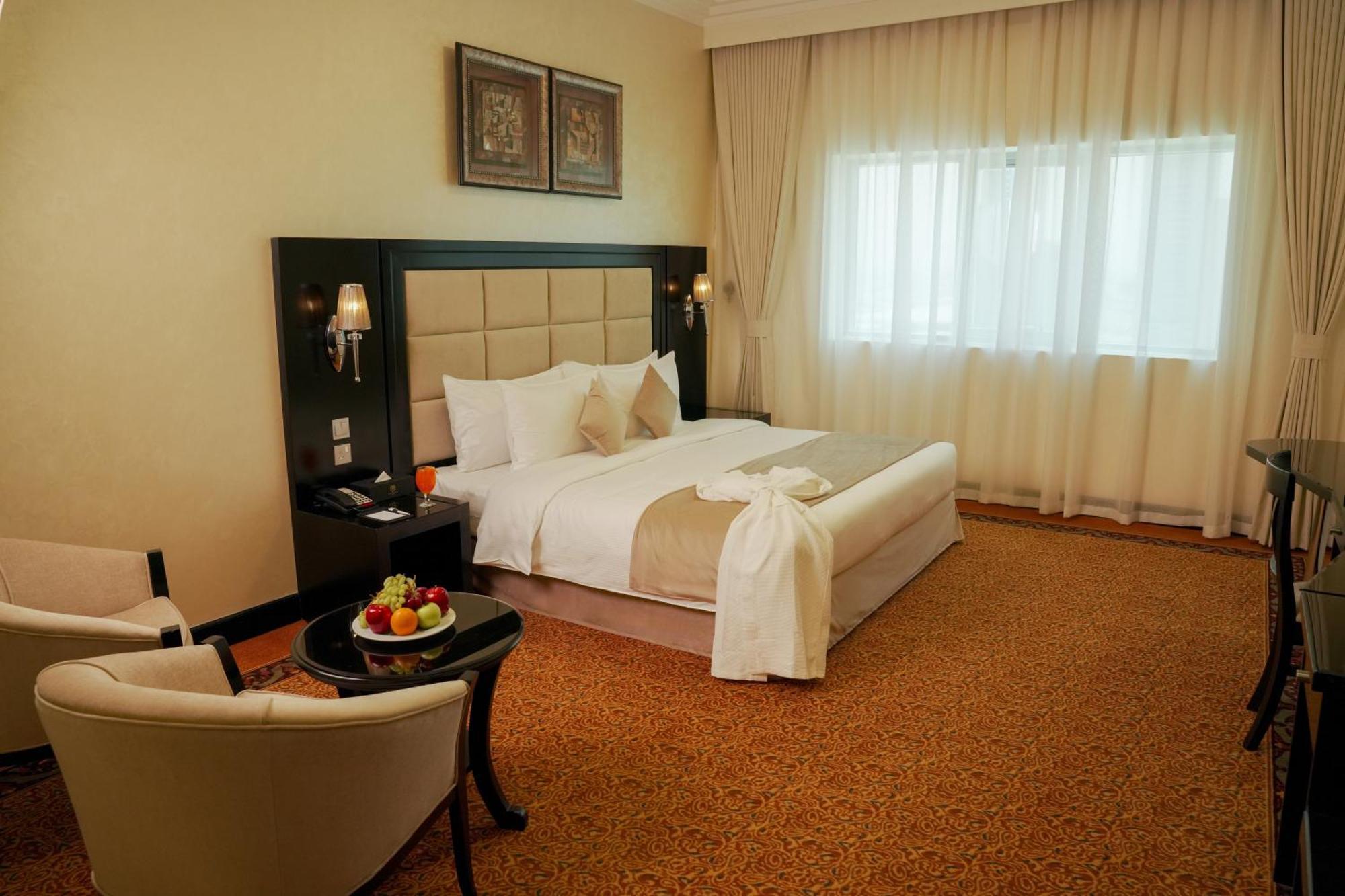 Royal Grand Suite Hotel Szardża Zewnętrze zdjęcie