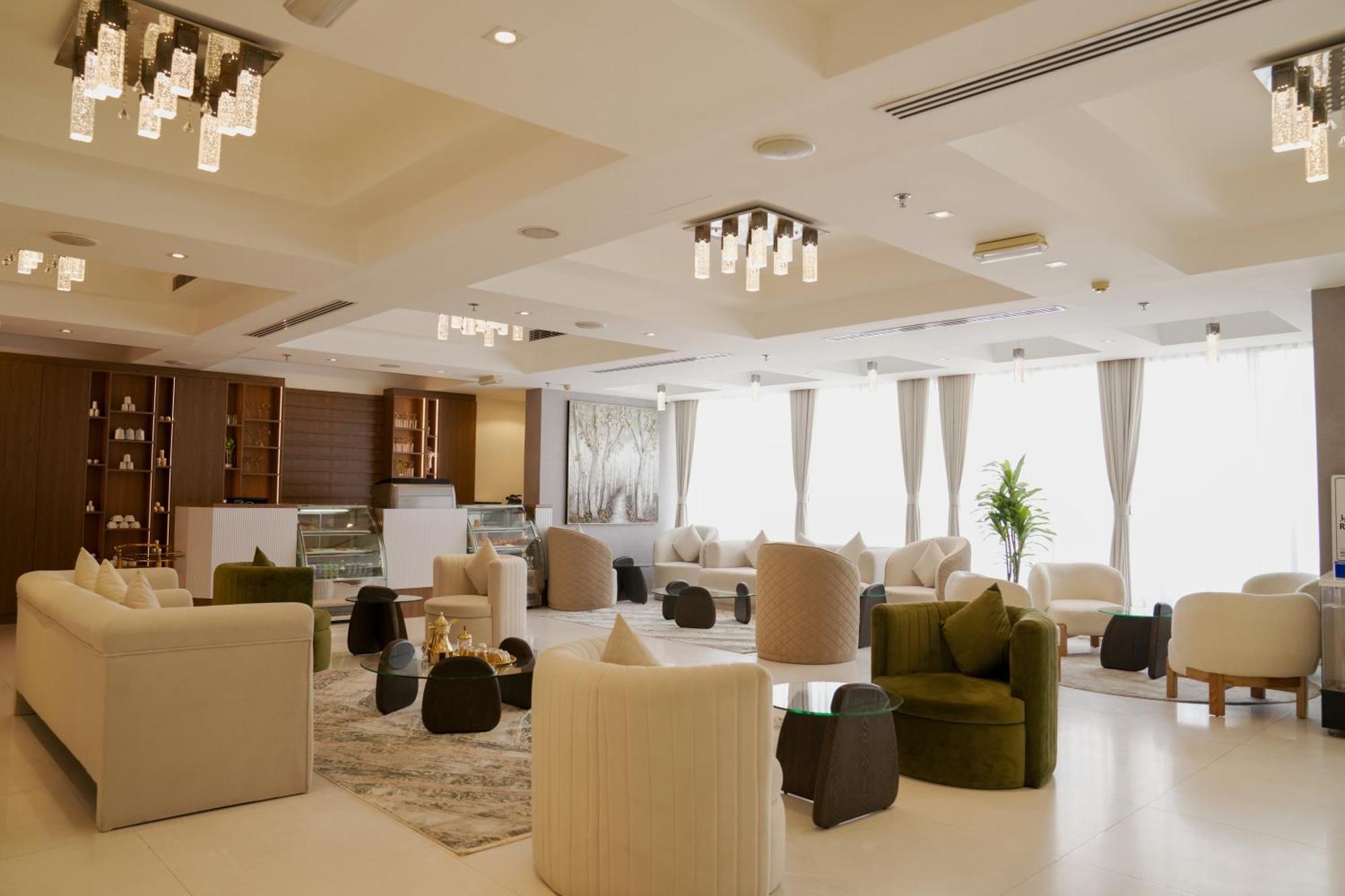Royal Grand Suite Hotel Szardża Zewnętrze zdjęcie