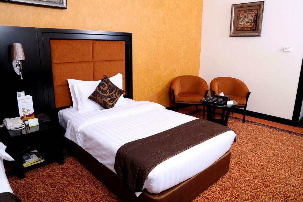 Royal Grand Suite Hotel Szardża Zewnętrze zdjęcie